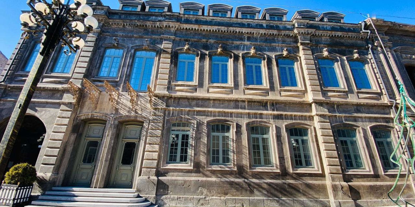 60c9d483af3e8400111711e4